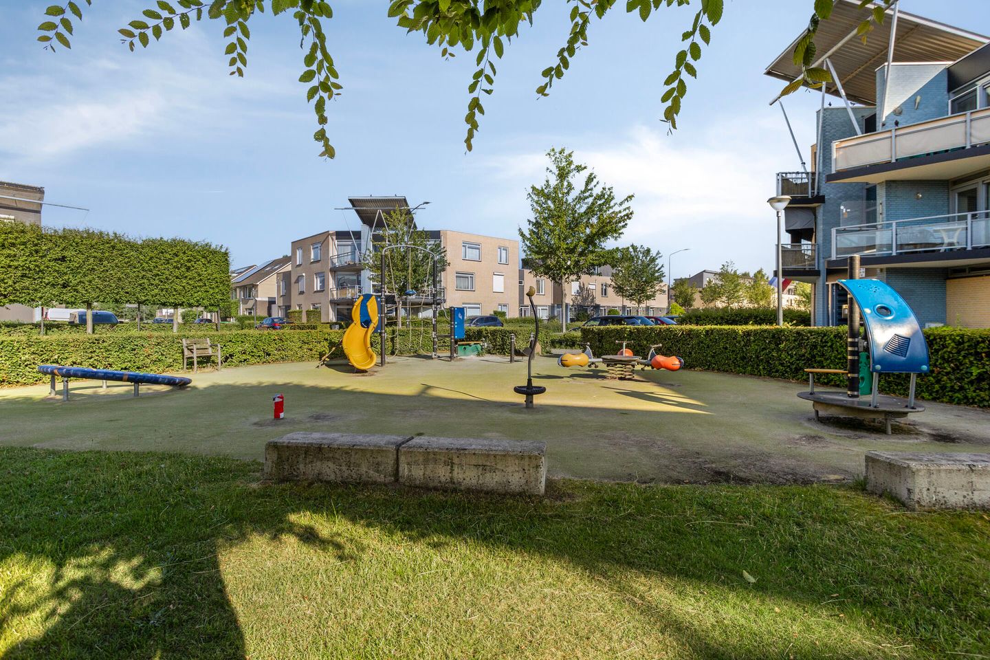 Photo 44 of Vuurijzer 19