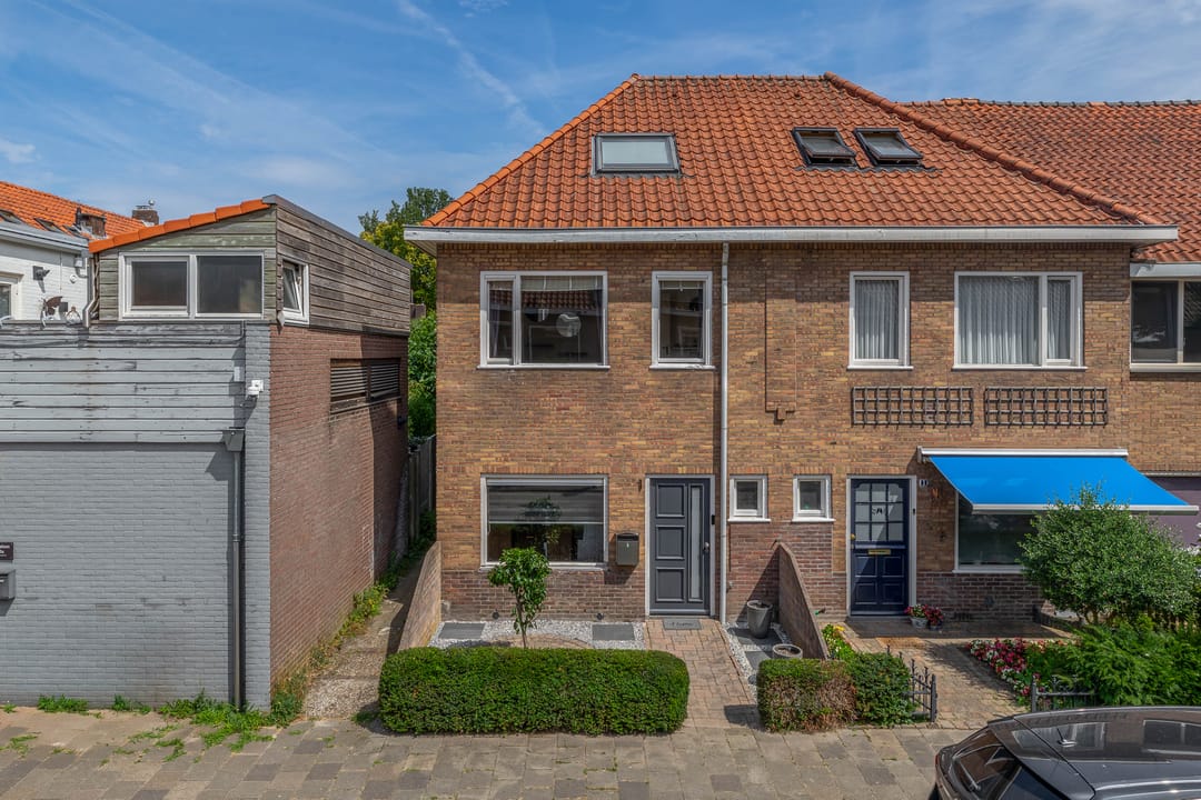 Foto 1 van Zevenbergenstraat 1