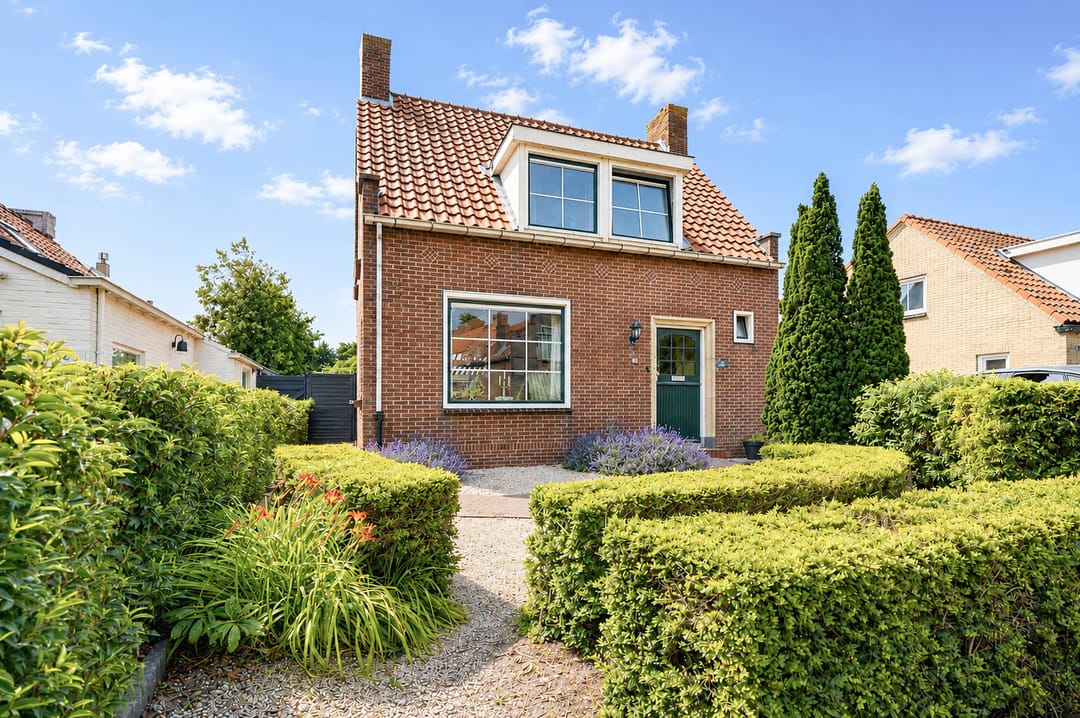 Foto 1 van Dorpsweg 11