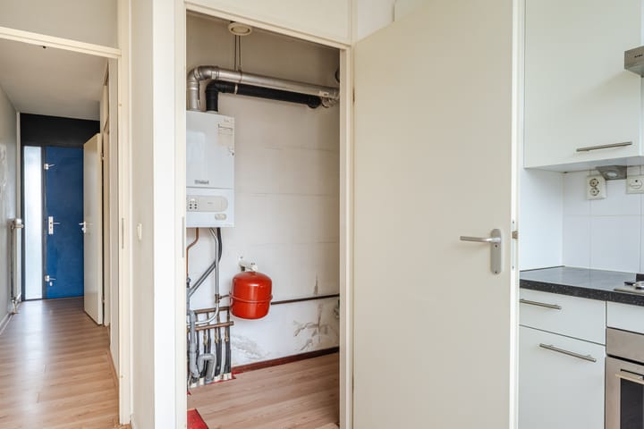 Foto 5 van Volkerakstraat 65-F