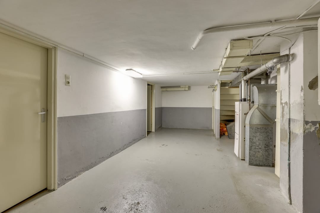Photo 23 of Schoolstraat 12