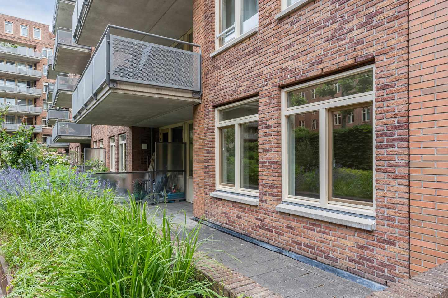 Photo 14 of Louise Henriëttestraat 103