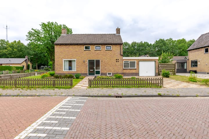 Vrijstaande woning te koop: Heidkamp 22, Bakkeveen