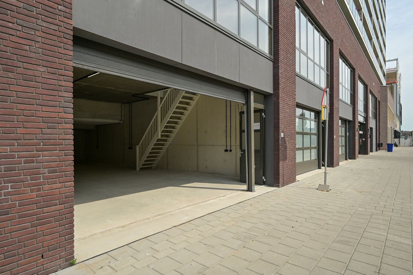 Bekijk foto 3 van Wegastraat 64