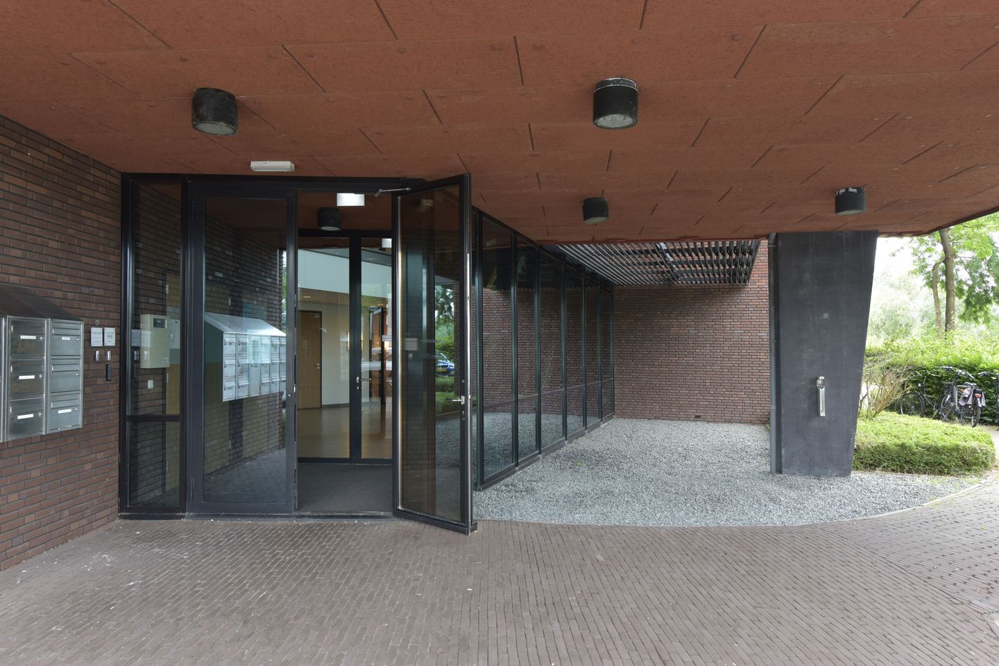 View photo 4 of ds. Kuypersstraat 16-t
