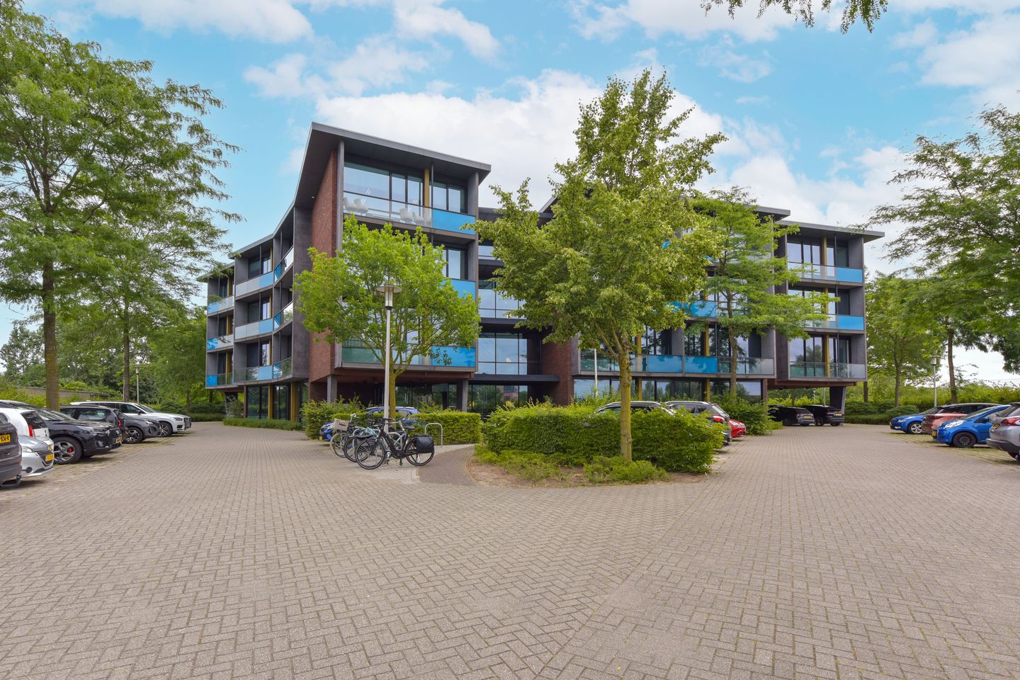 View photo 2 of ds. Kuypersstraat 16-t