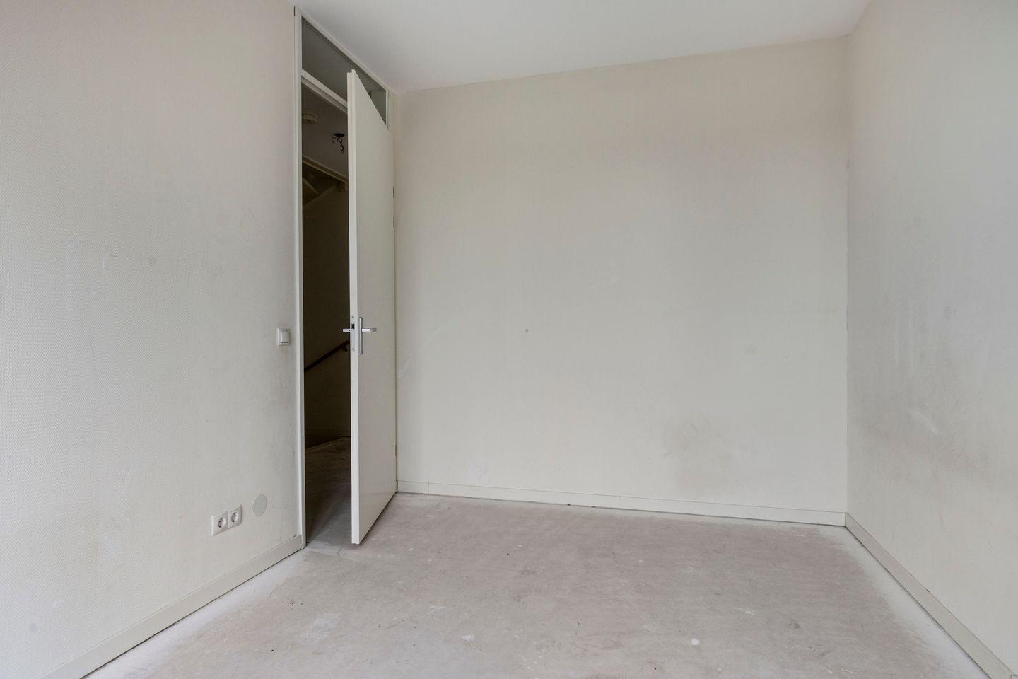 Photo 14 of van der Foelartstraat 15