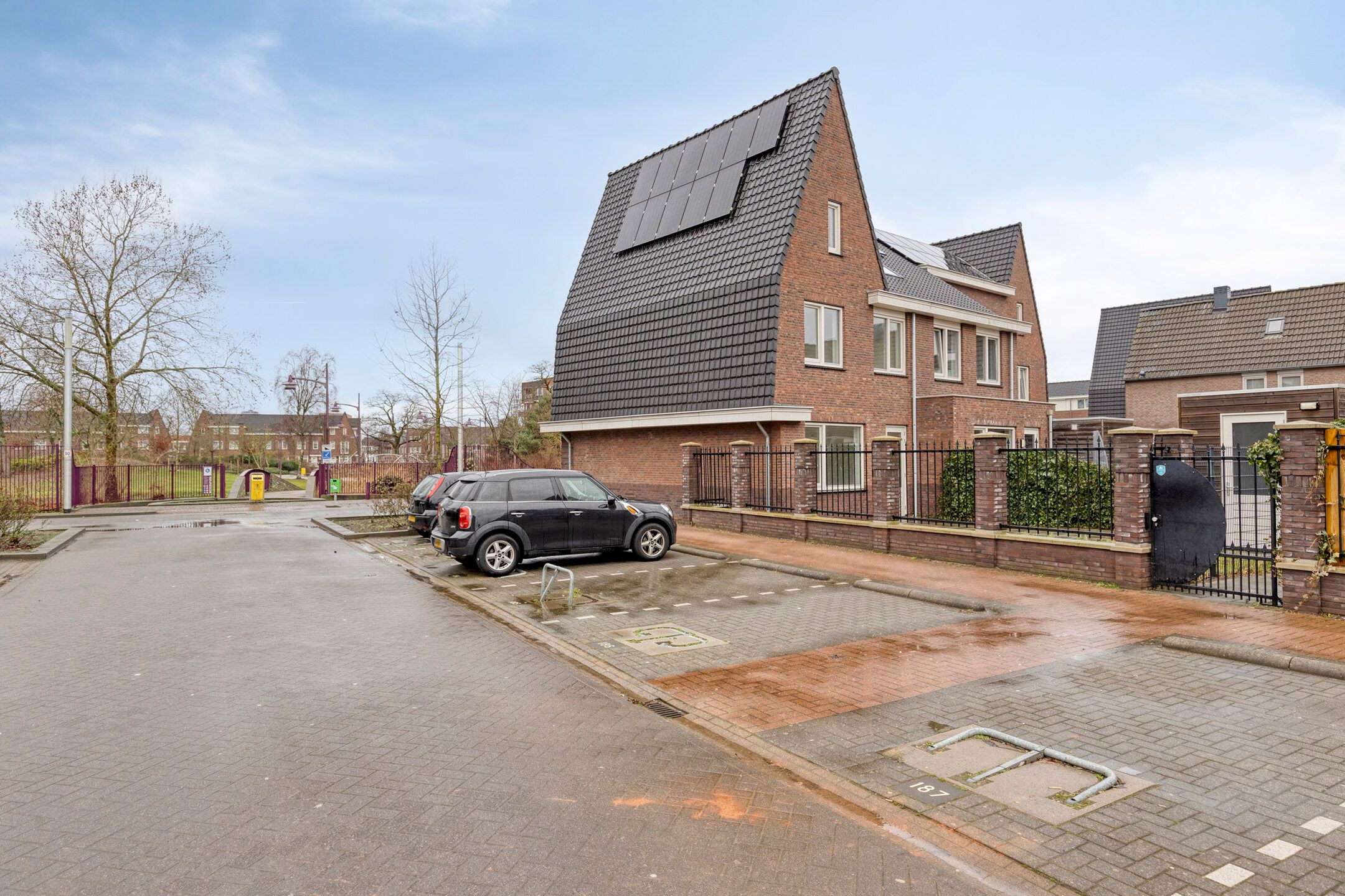 Photo 24 of van der Foelartstraat 15