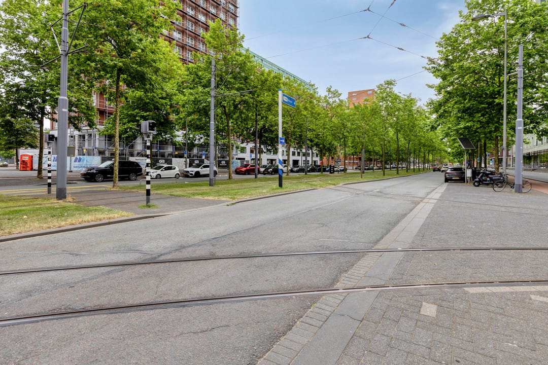 Photo 32 of Laan op Zuid 228