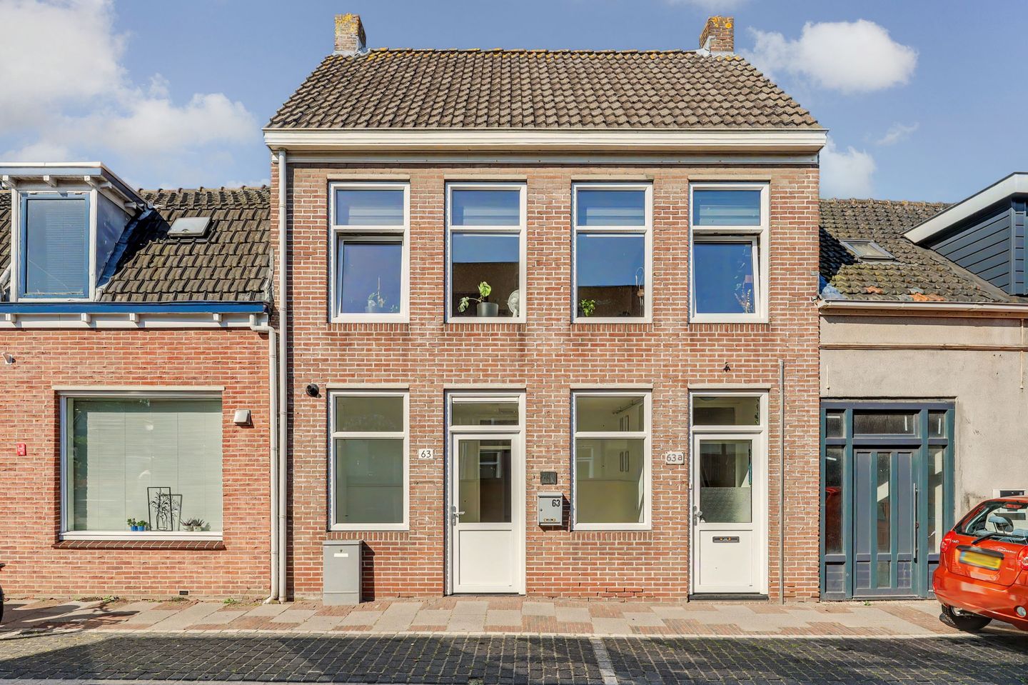 View photo 3 of Hoofdstraat 63