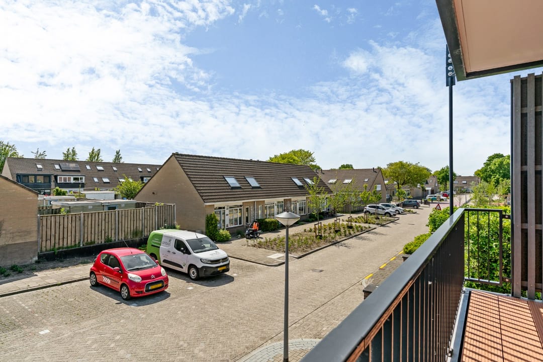 Photo 37 of Monteverdistraat 11