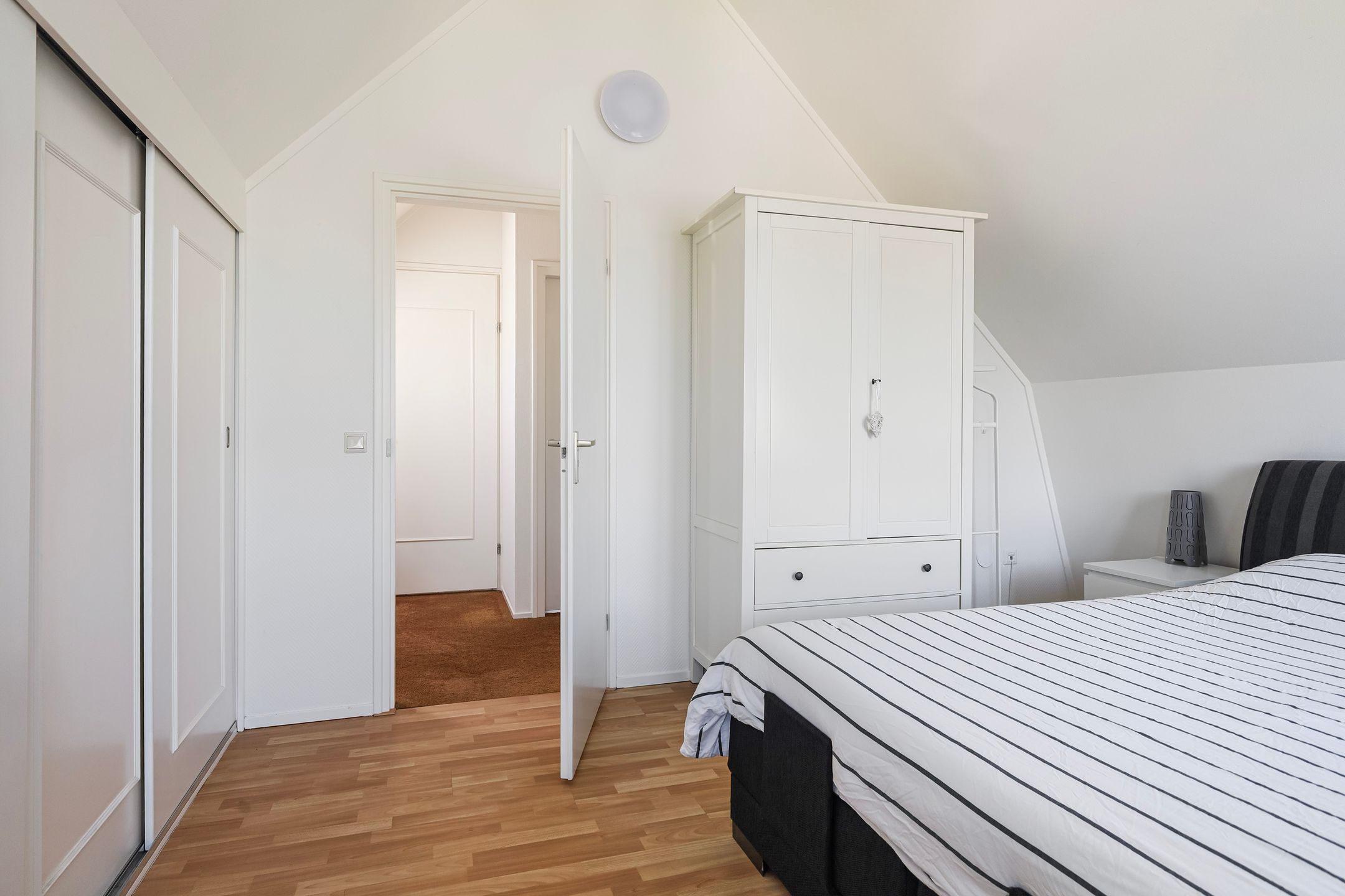 Foto 42 van Strikel 8-RECR