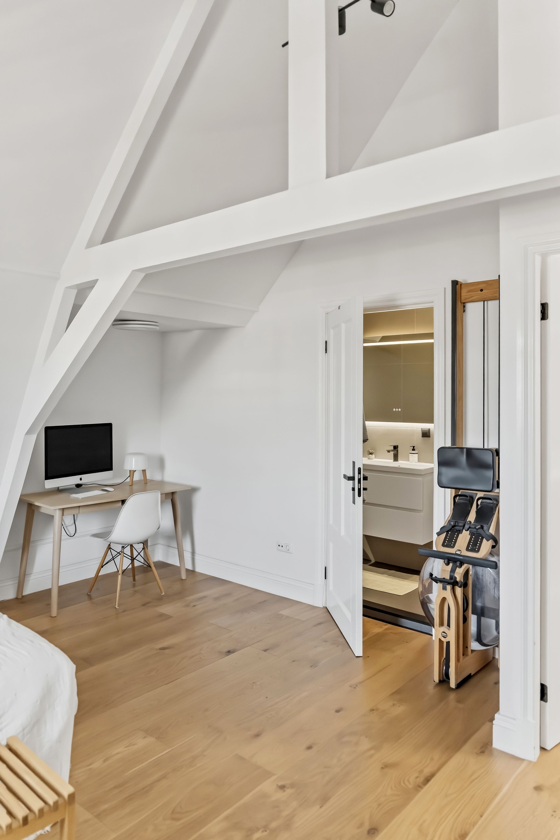 Photo 51 of Obrechtstraat 300