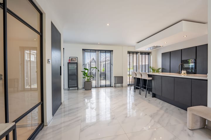 Vrijstaande woning te koop: Nobellaan 45, Almere