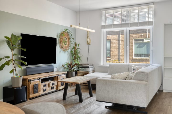 Tussenwoning te koop: Murraystraat 18, Pernis Rotterdam