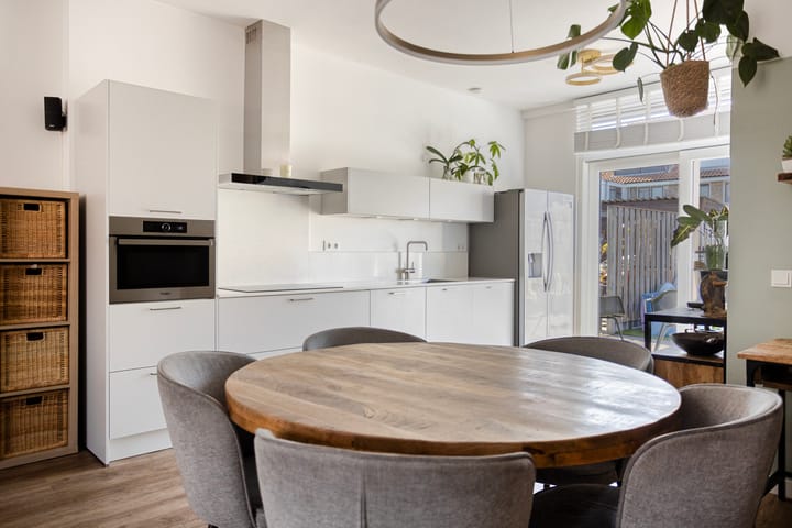 Tussenwoning te koop: Murraystraat 18, Pernis Rotterdam