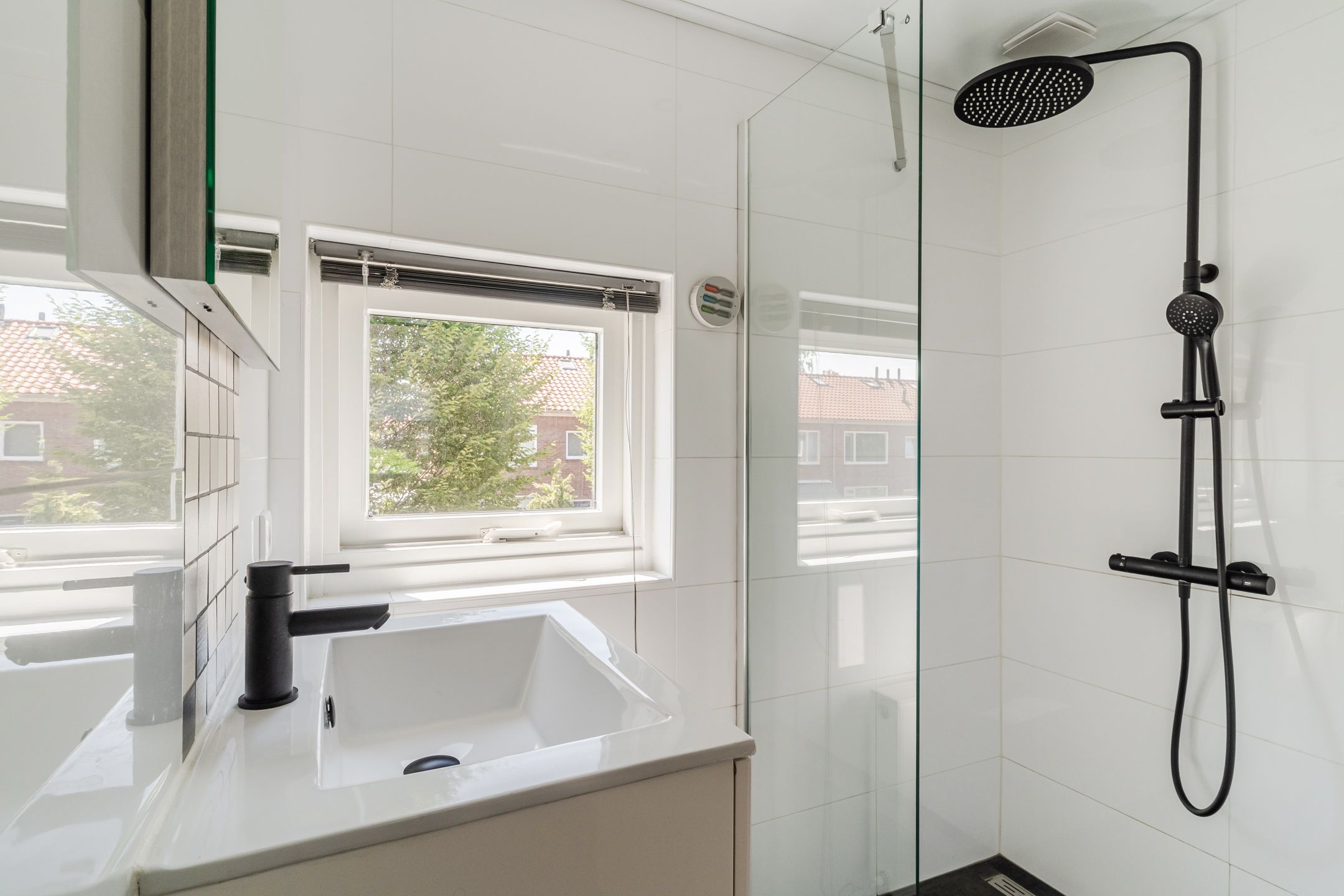 Photo 33 of Margrietstraat 18