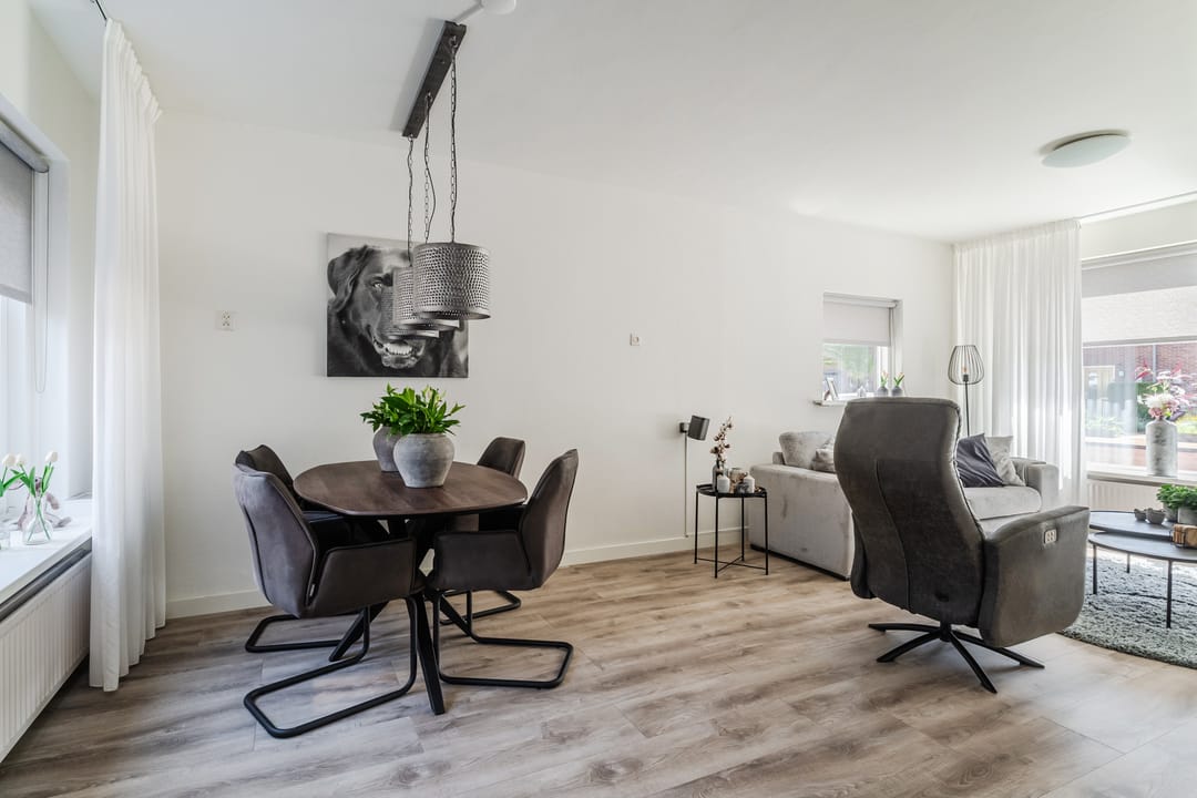 Photo 13 of Margrietstraat 18