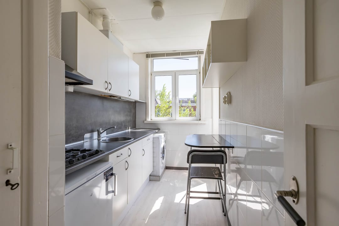 Photo 8 of Van Royenlaan 30-B