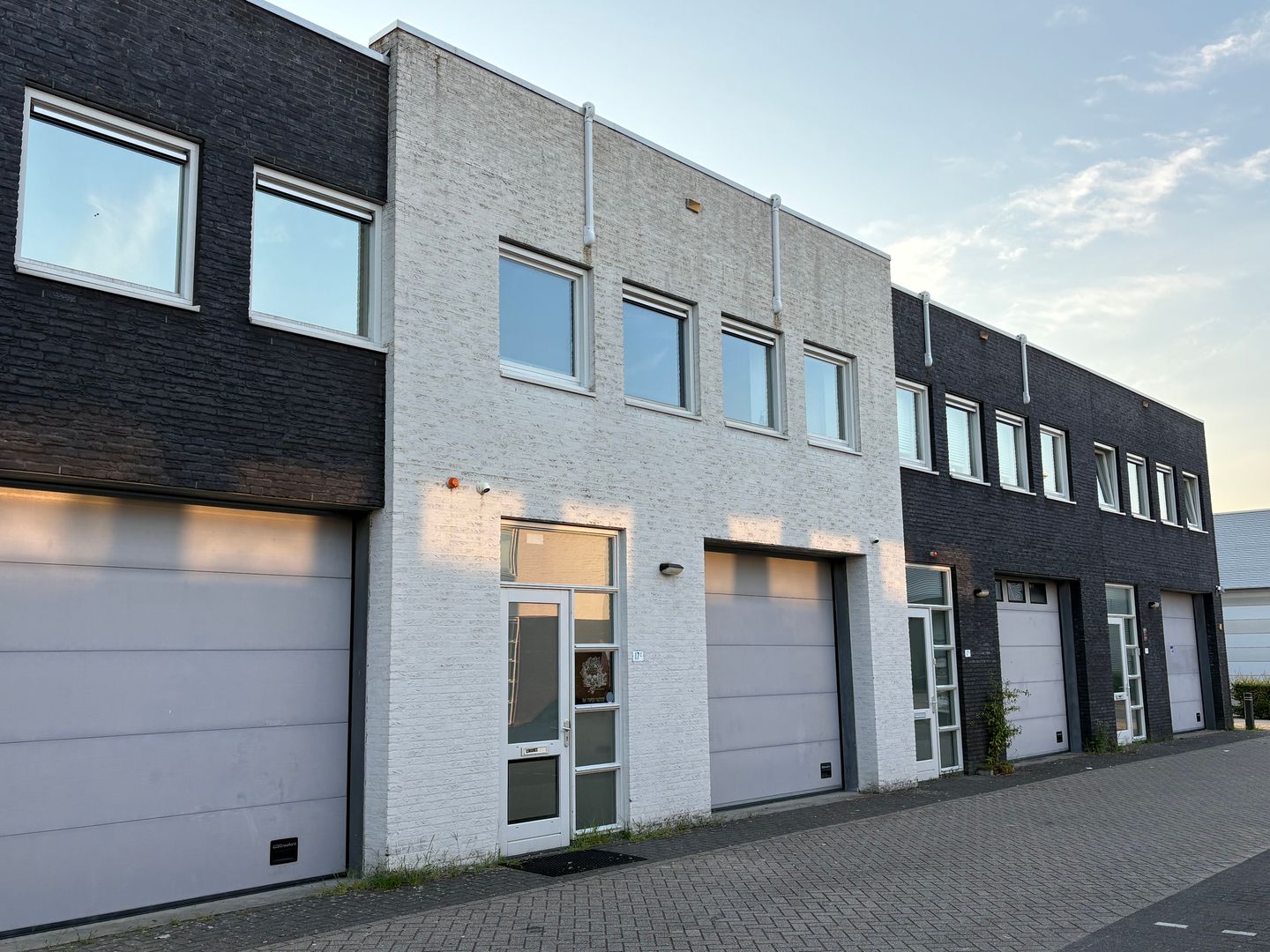 Bekijk foto 3 van Van Dijklaan 17-c