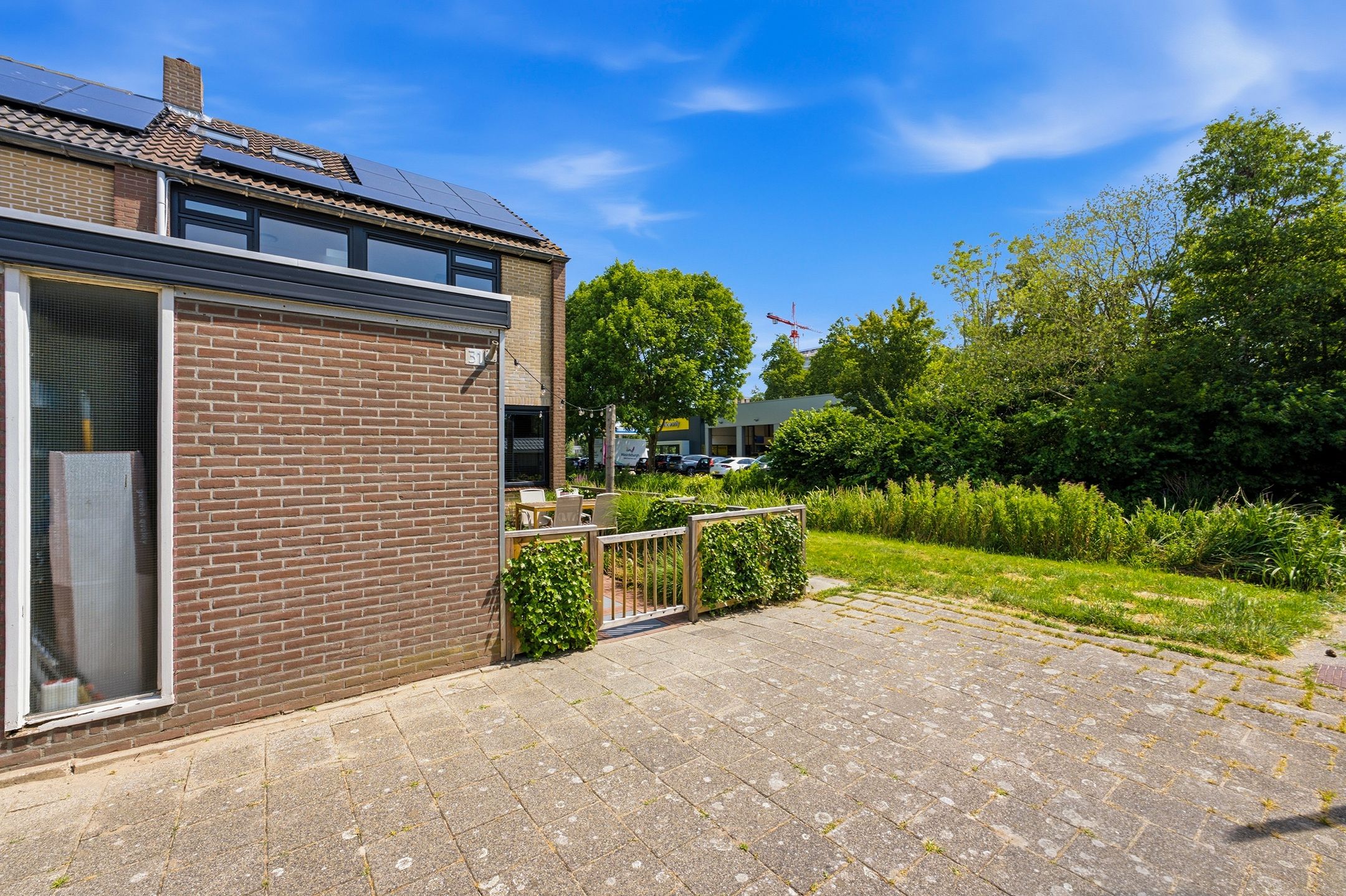 Photo 39 of Gerard Dousingel 31