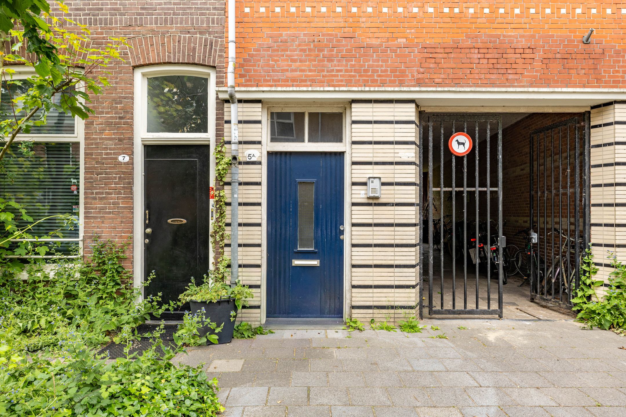 Photo 9 of Mauritsstraat 5-A