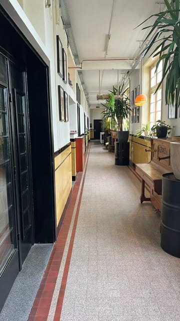 View photo 3 of Wilhelminasingel 10-B