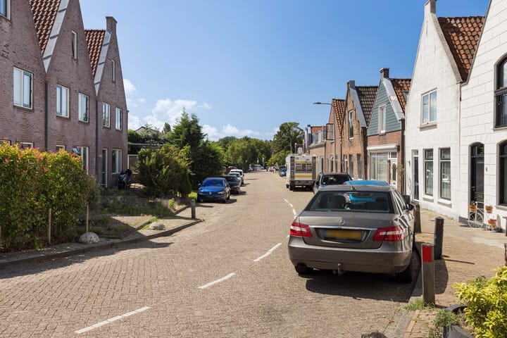 Foto 4 van Henry Fordstraat 16