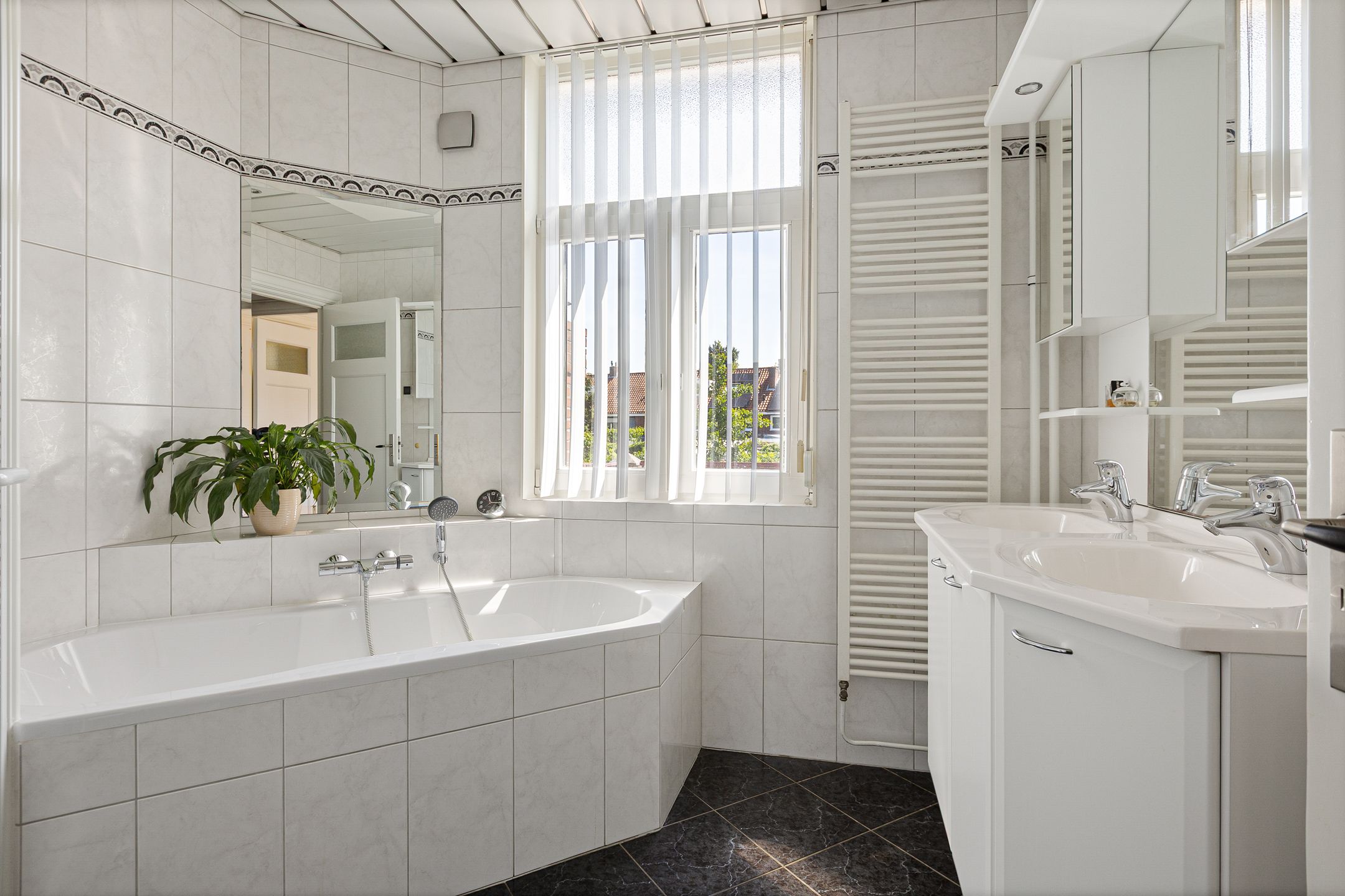 Photo 42 of van Schelbergenstraat 19
