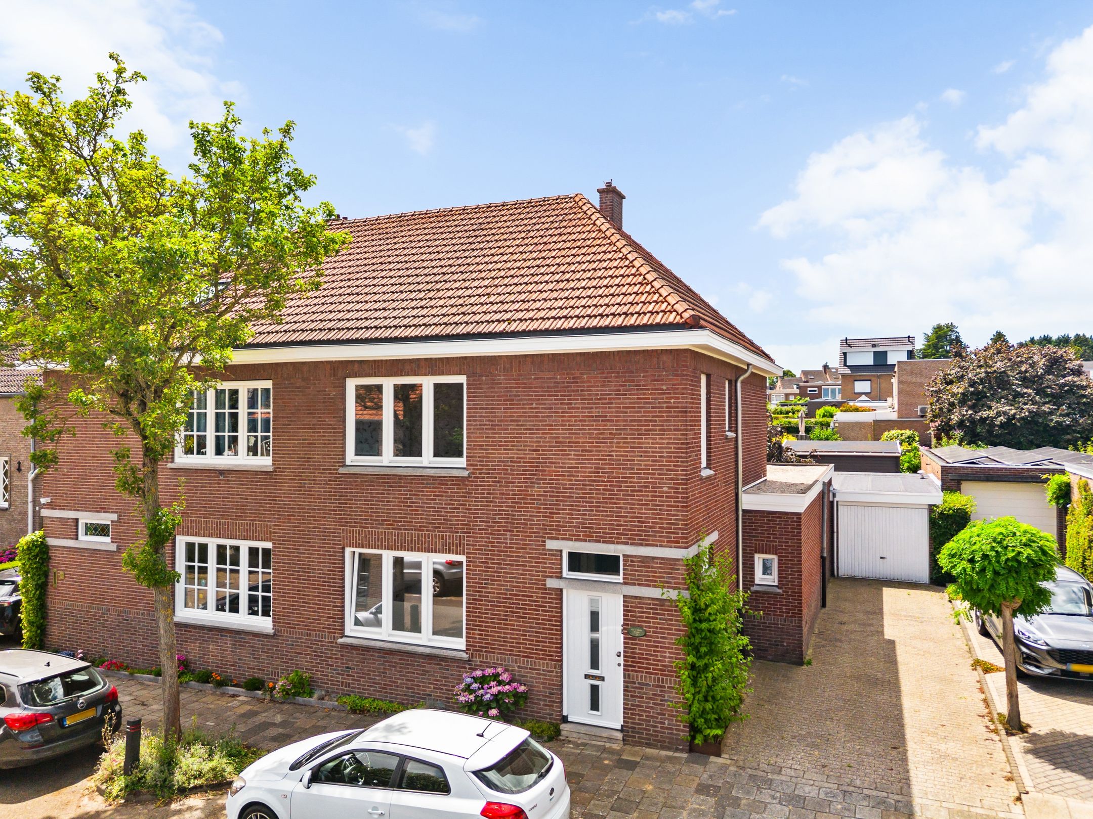 Burg. Cremersstraat 3