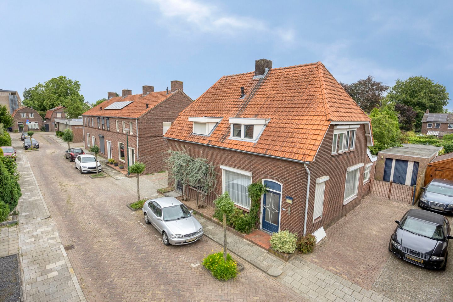 Photo 5 of Burg vd Mortelstraat 9