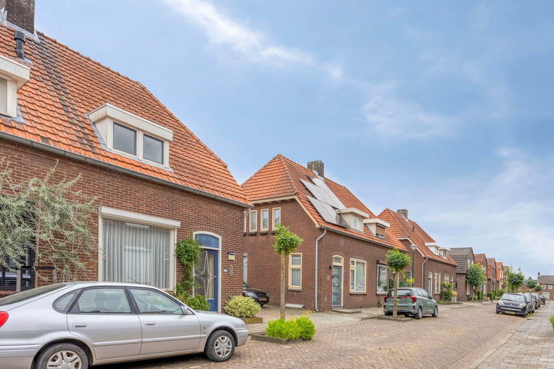 Photo 7 of Burg vd Mortelstraat 9