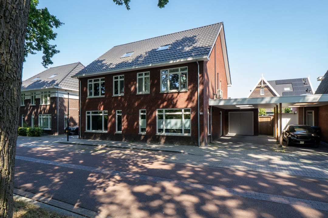 Photo 1 of Oosterstraat 9-A
