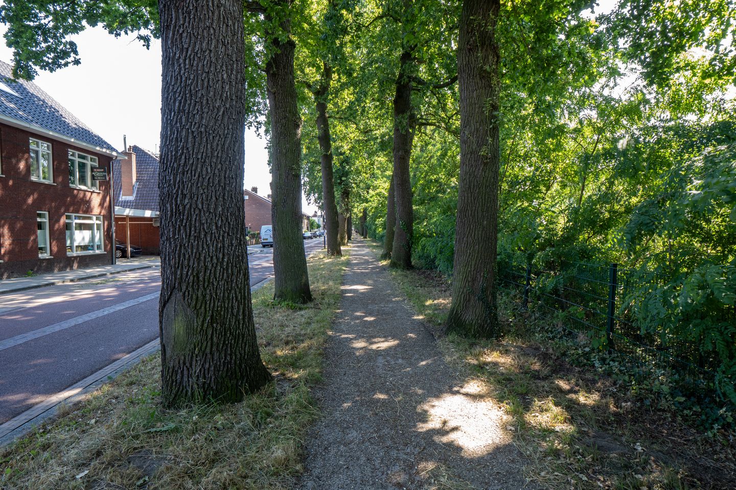 Photo 49 of Oosterstraat 9-A
