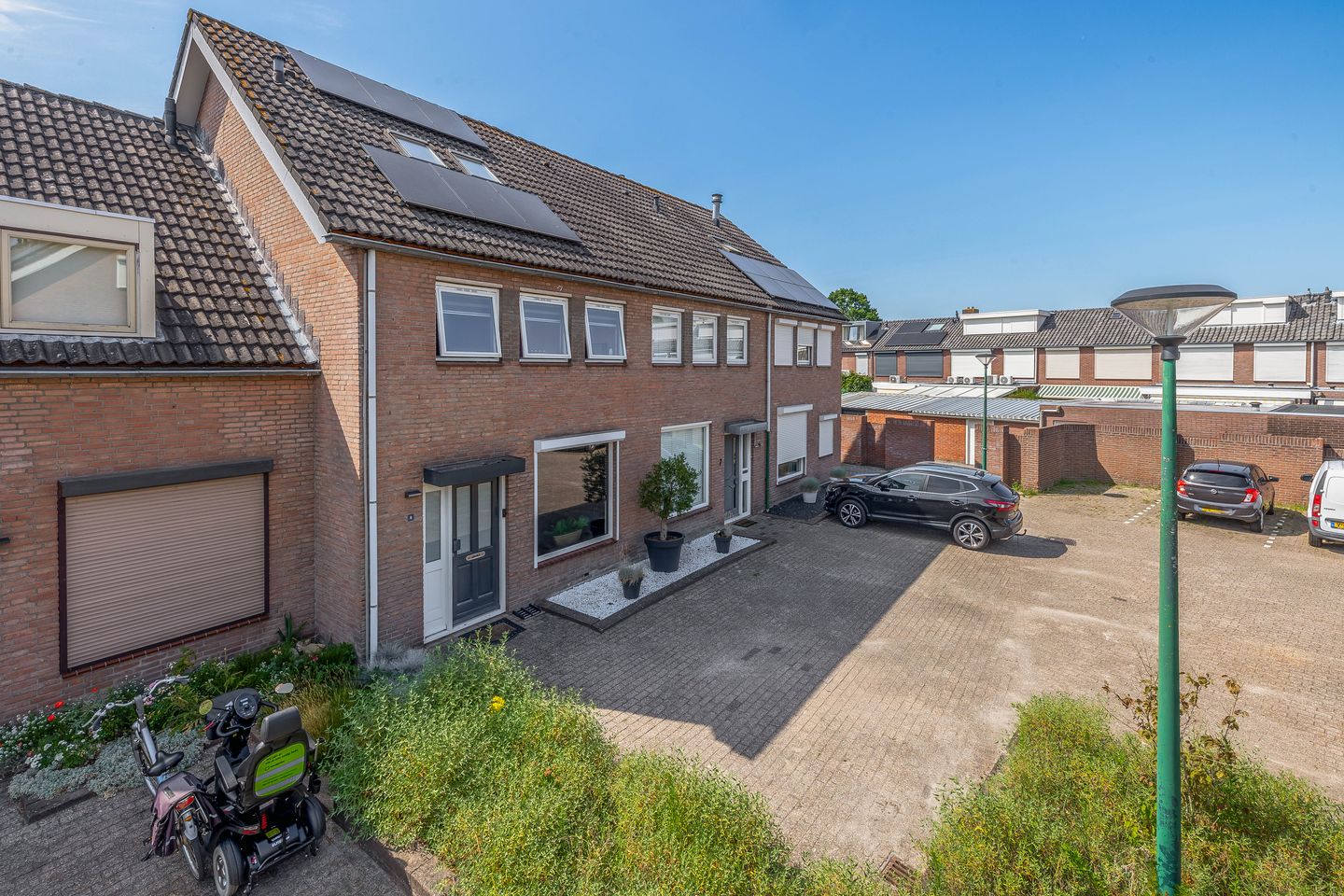 Foto 4 van Brucknerstraat 8