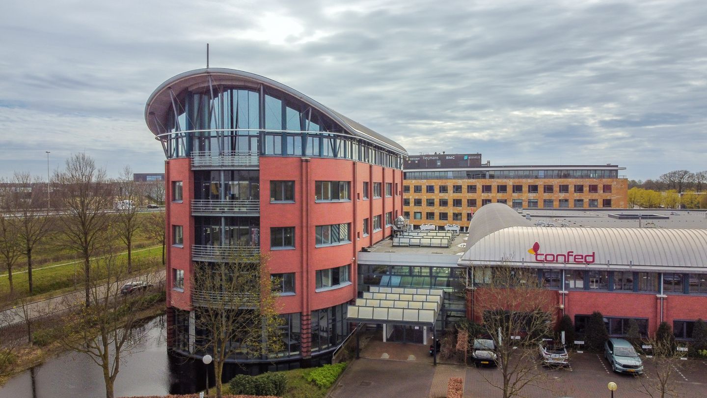Bekijk foto 2 van Databankweg 20
