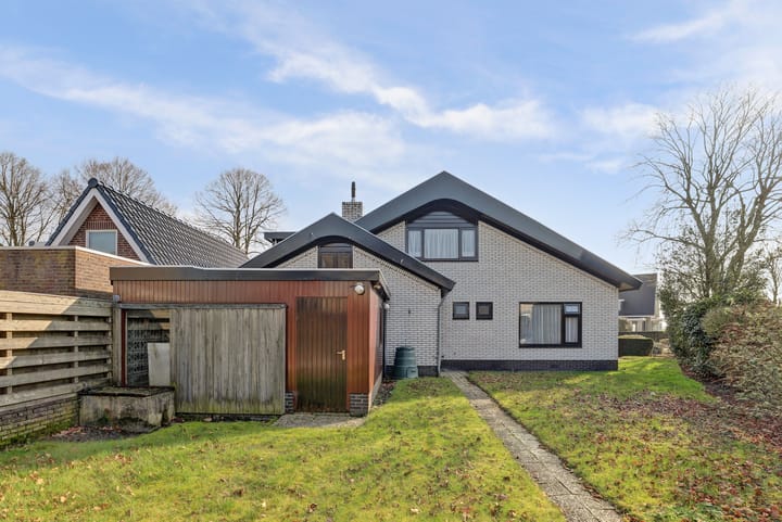 Vrijstaande woning te koop: Gaastweg 56, Sint Nicolaasga