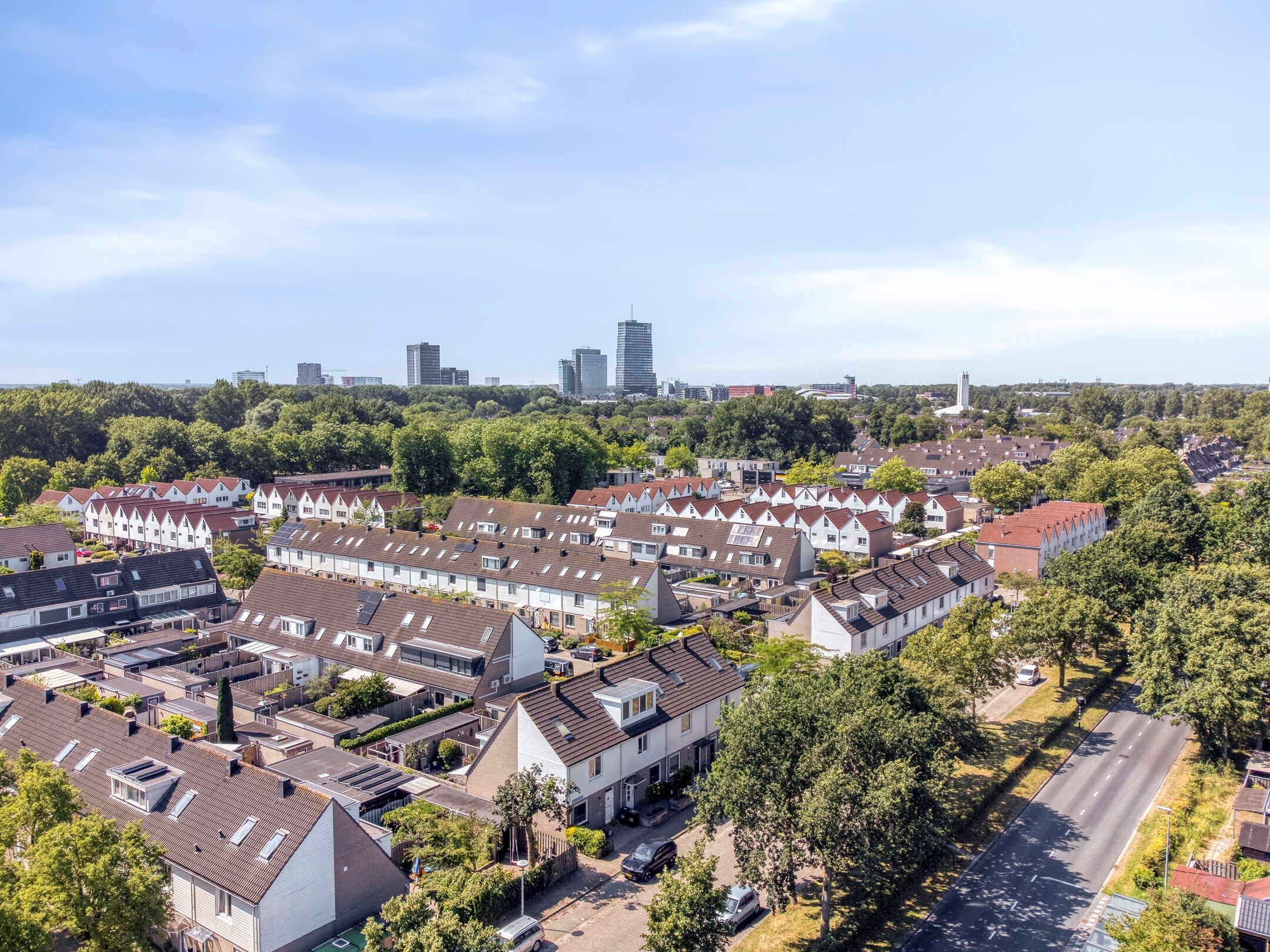 Photo 30 of Haringvlietstraat 21