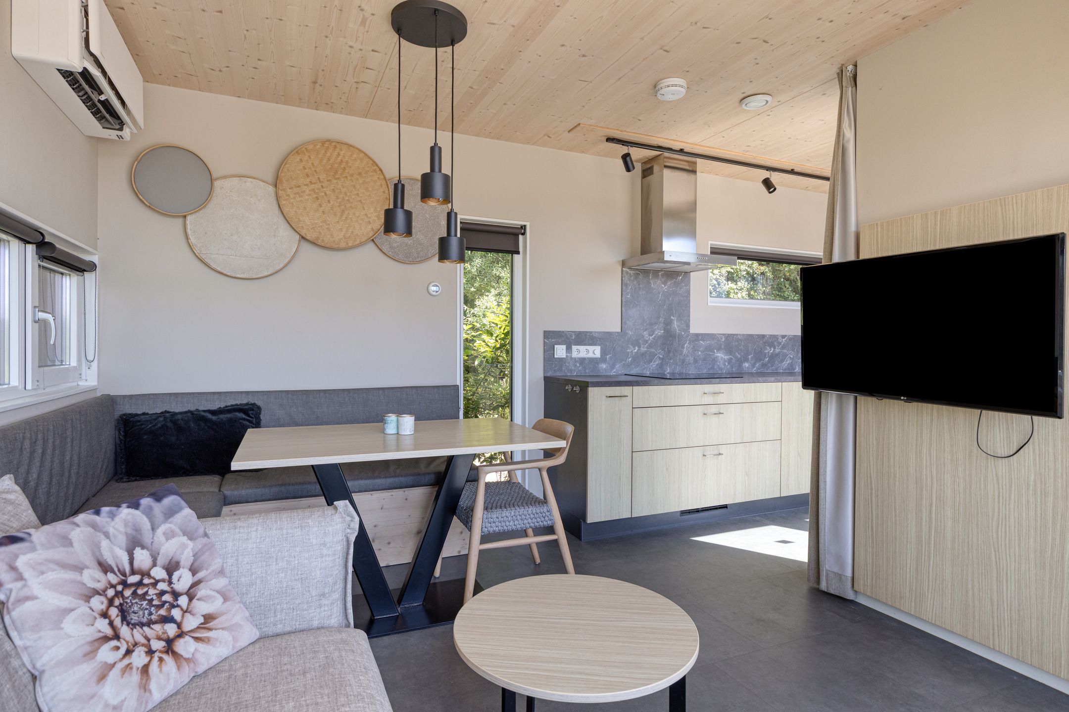 2-bedroom freehold villa in Kamperland — photo 2 of 5