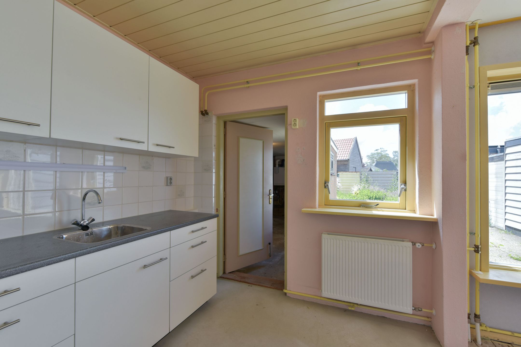 Photo 12 of Pastoor van Haasterstraat 29