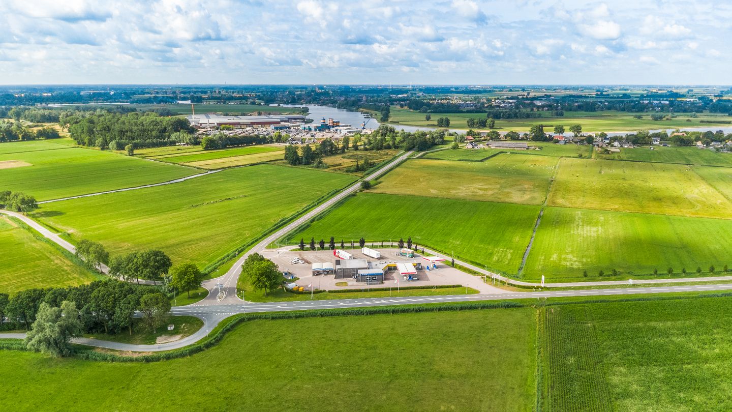 Bekijk foto 5 van Maas-Waalweg 1
