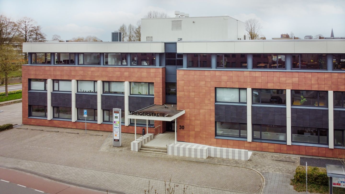 Bekijk foto 2 van Reigerstraat 30-A
