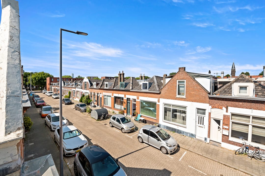 Photo 26 of Zwijndrechtsestraat 35