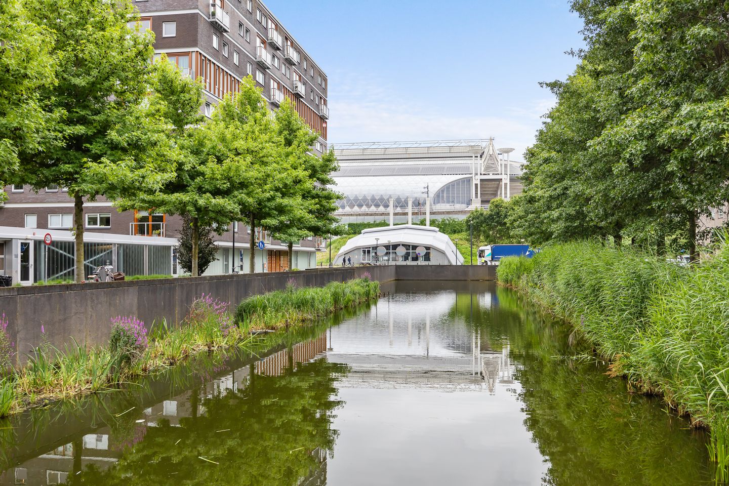 Photo 20 of Anna Blamansingel 228