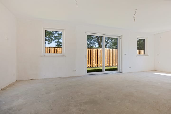 Vrijstaande woning te koop: Broekweg 42D, Klazienaveen