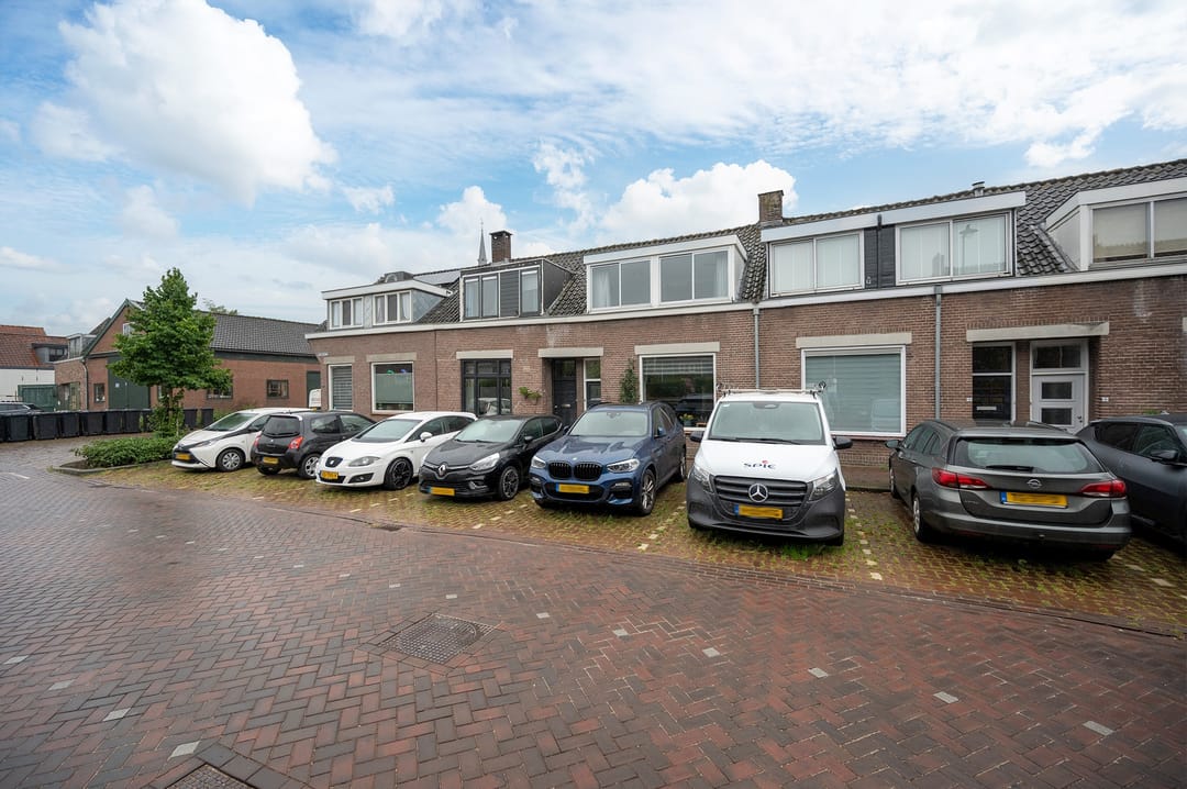Foto 2 van Lange Burchwal 11