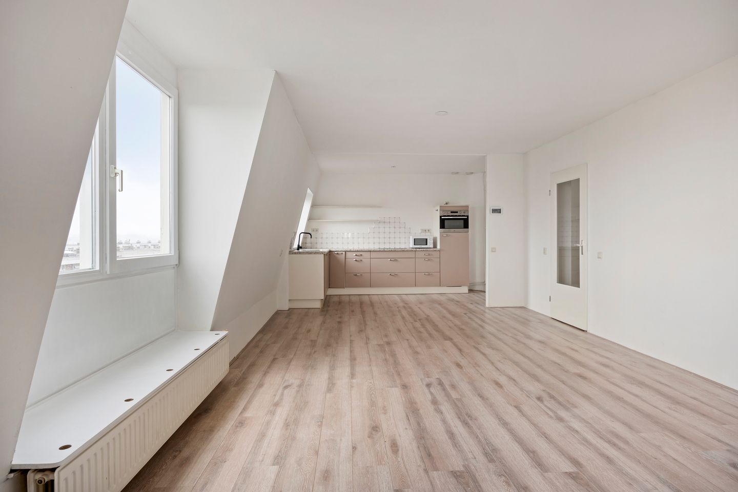 Foto 10 van Rose-Spoorstraat 16