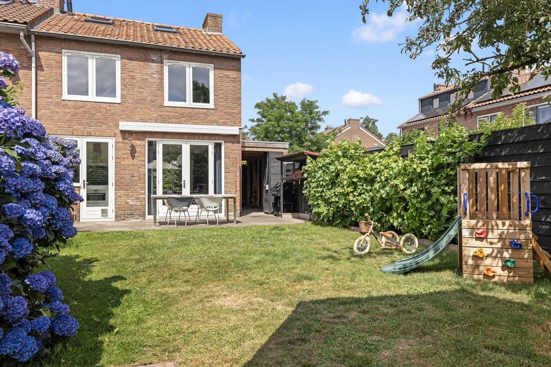 Foto 47 van Tapuitstraat 11