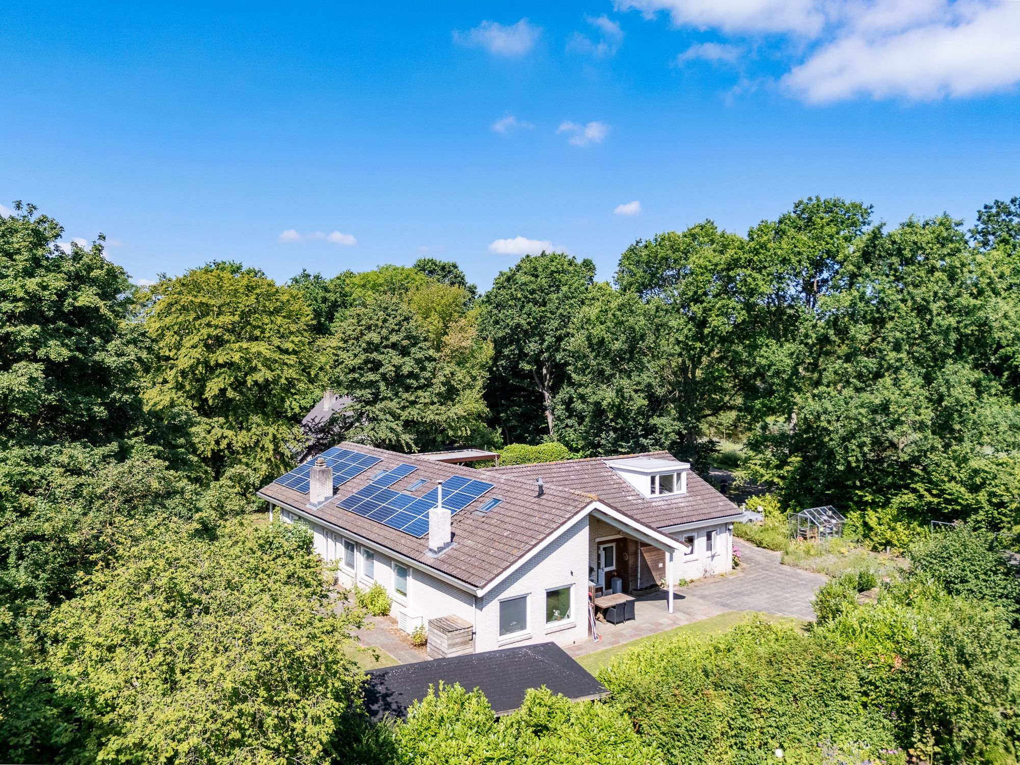 7-bedroom freehold villa in Veere — photo 2 of 5