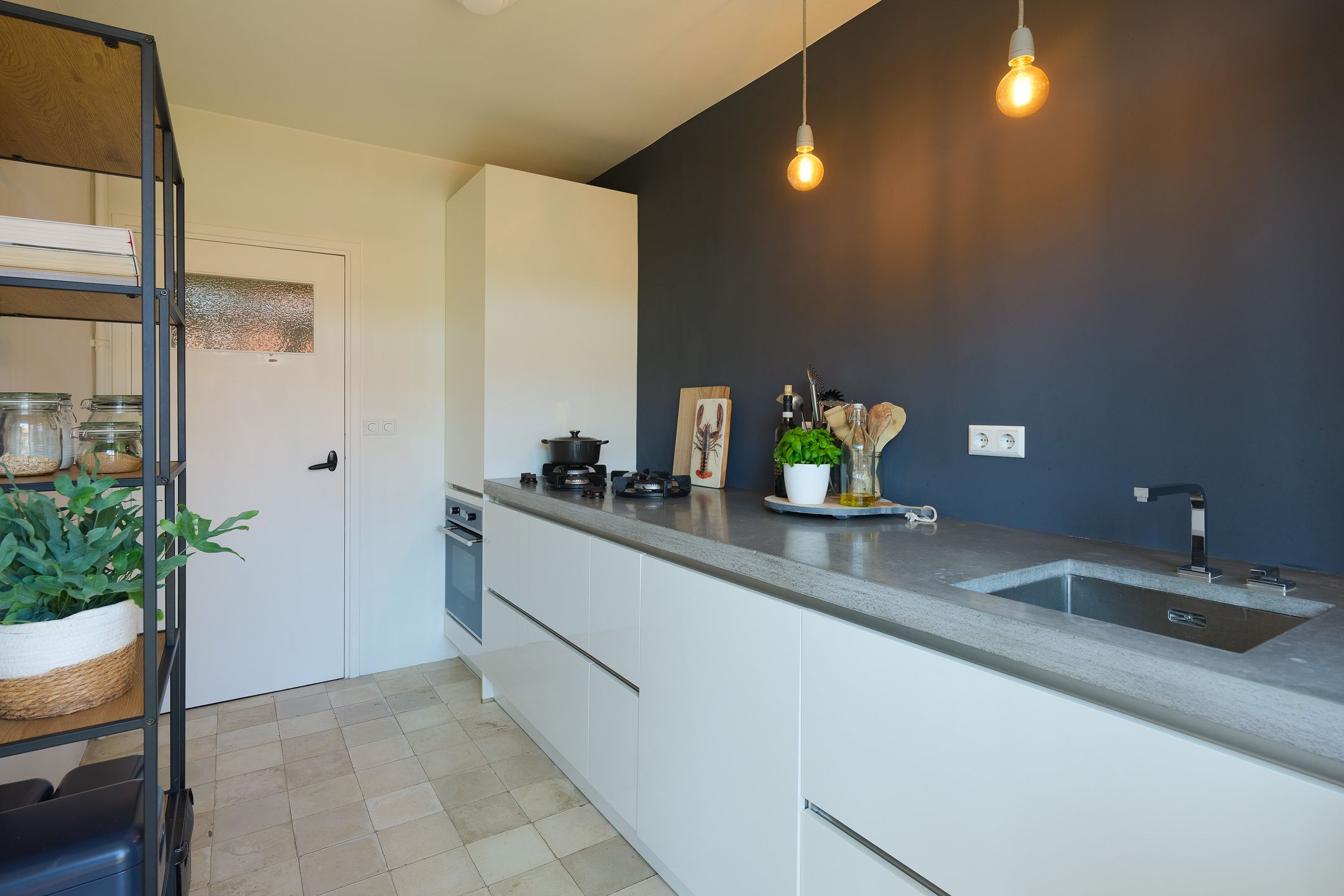 Photo 12 of Diependaalselaan 442